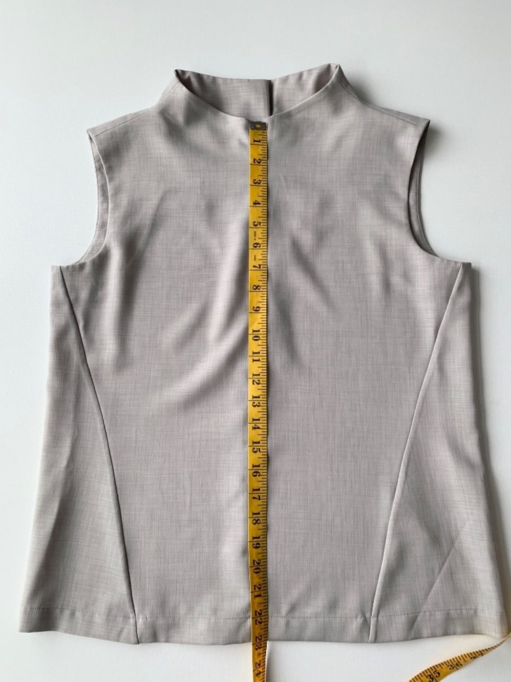 Tory Burch Sleeveless Blouse Light Gray funnel neck Women's size 6 - Picture 6 of 13
